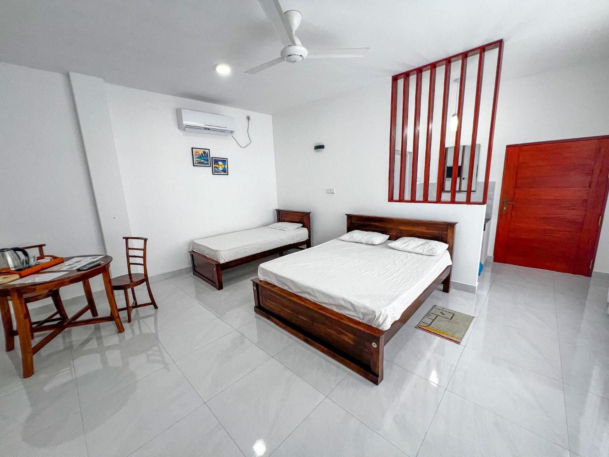 Meridian Holiday Resort Ratnapura Exterior photo